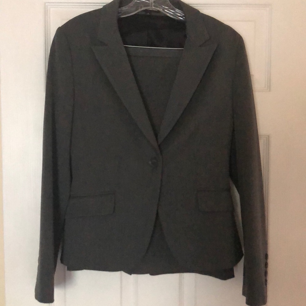 Gray Express Skirt Suit